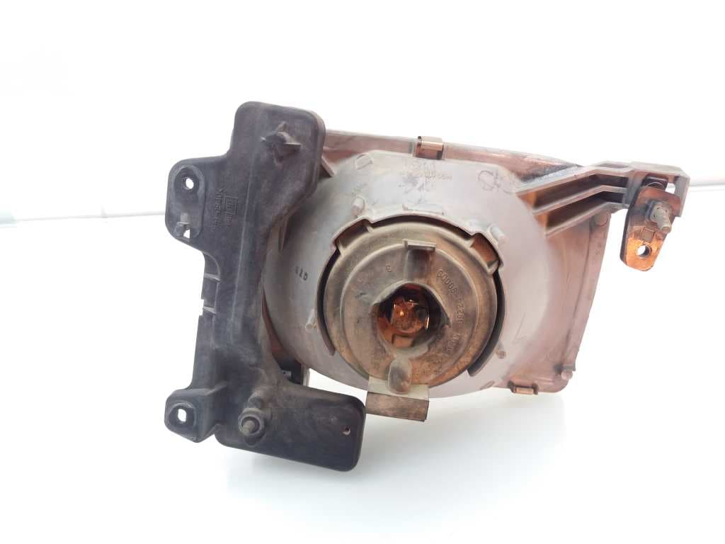 Faro izquierdo NISSAN PICK-UP (Y720) 5