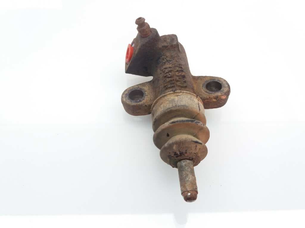 Bombin embrague NISSAN PICK-UP (Y720) 3