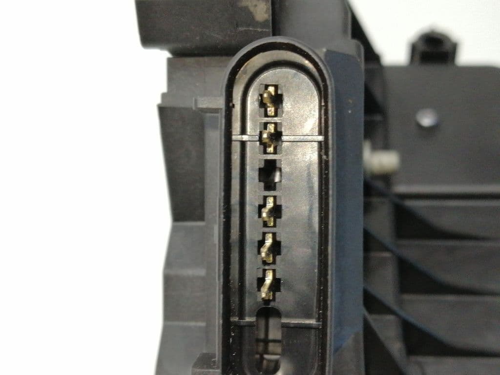 Cerradura puerta delantera izquierda FORD FOCUS 3