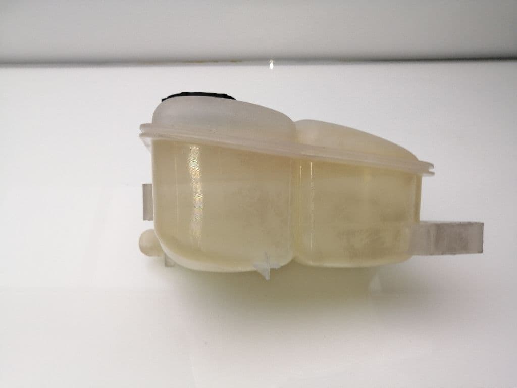 Deposito expansion FORD FOCUS 4