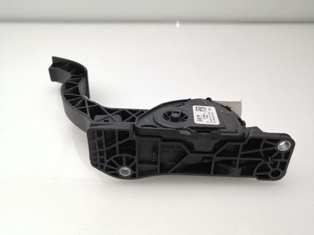 Pedal acelerador FORD FOCUS 3