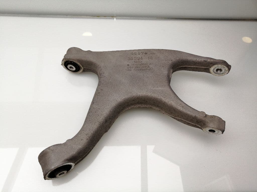 Brazo suspension inferior trasero derecho AUDI A4 BERLINA (8E) 2