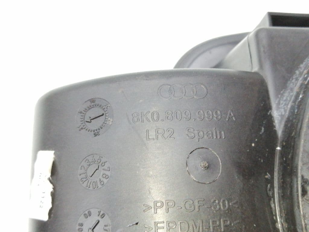 Tapa exterior combustible AUDI A4 BERLINA (8E) 5