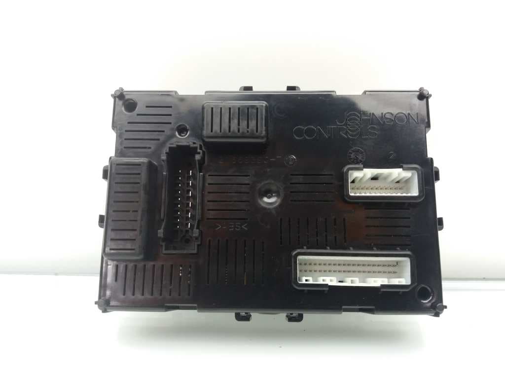 Modulo electronico NISSAN MICRA (K12E) 2