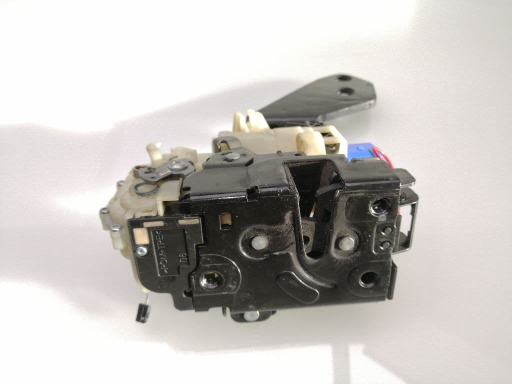Cerradura puerta delantera izquierda VOLKSWAGEN T6 TRANSPORTER