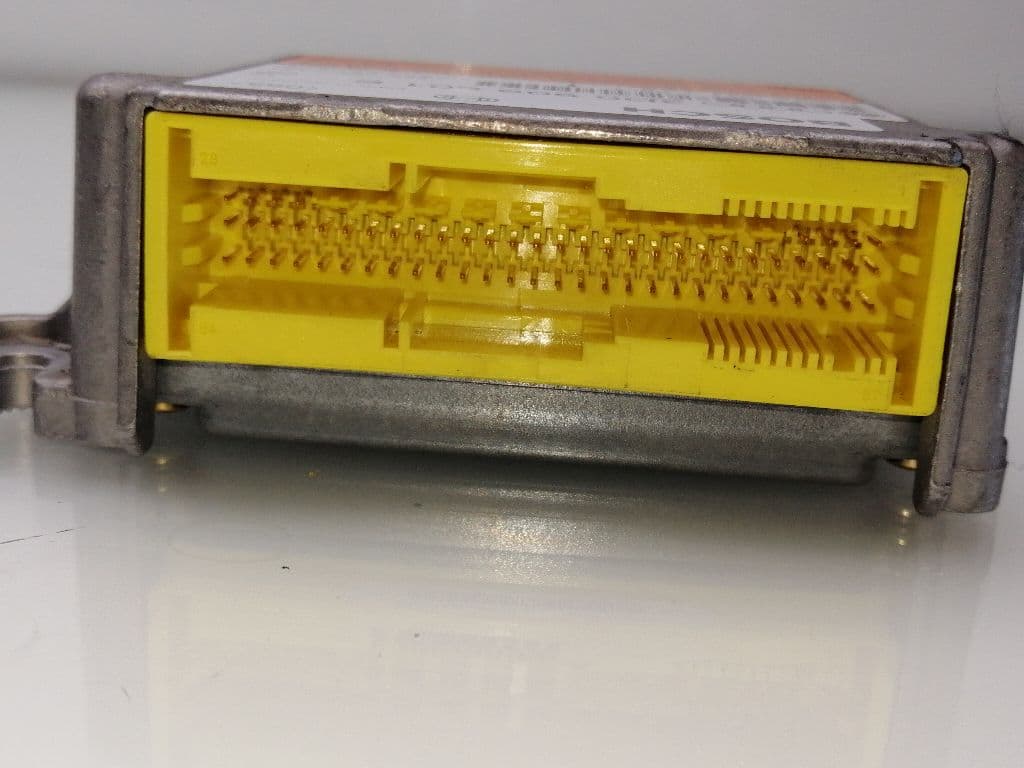 Centralita airbag VOLKSWAGEN TOUAREG (7L6) 2