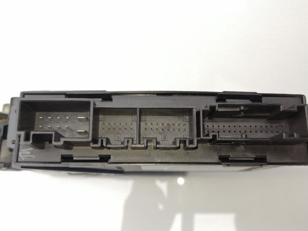 Motor elevalunas trasero izquierdo VOLKSWAGEN TOUAREG (7L6) 4