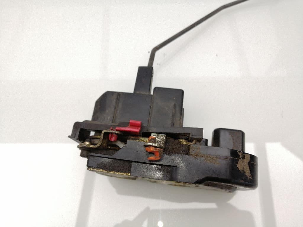 Cerradura puerta delantera izquierda JEEP GR.CHEROKEE (WK) 2