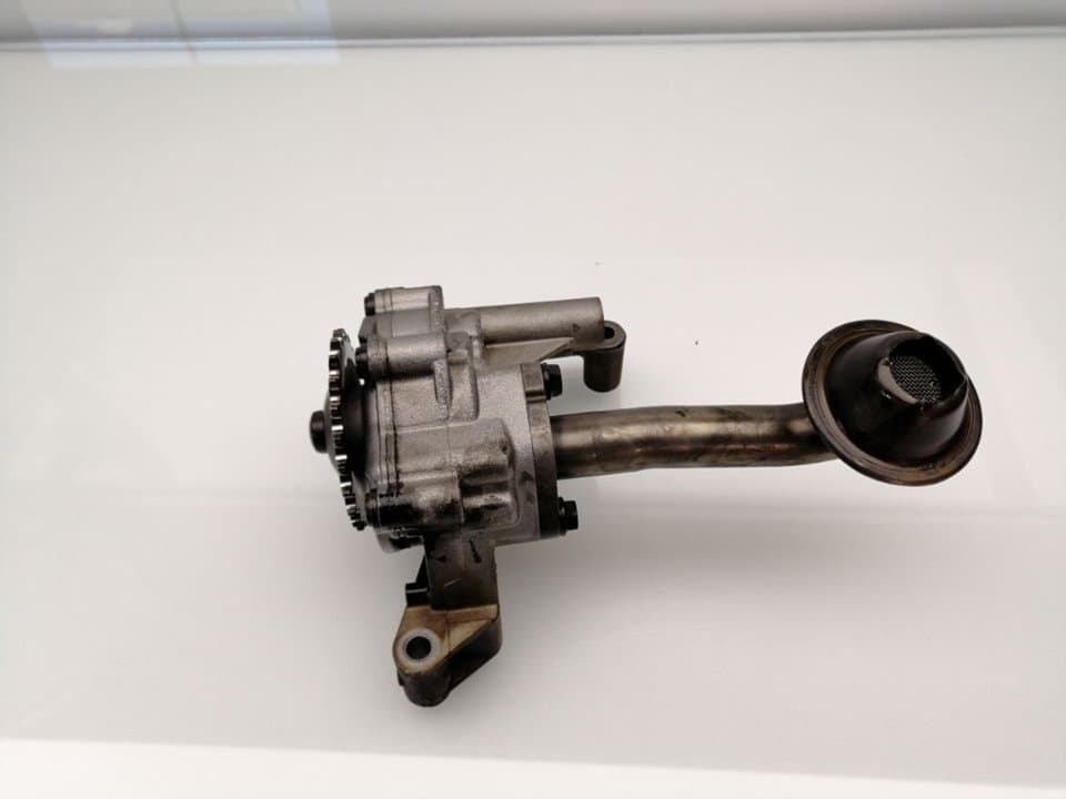 Bomba aceite SKODA OCTAVIA BERLINA (1Z3) 2