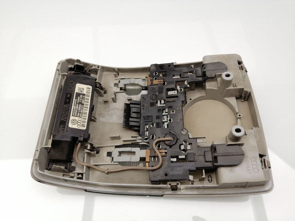 Luz interior AUDI A3 (8P) 5