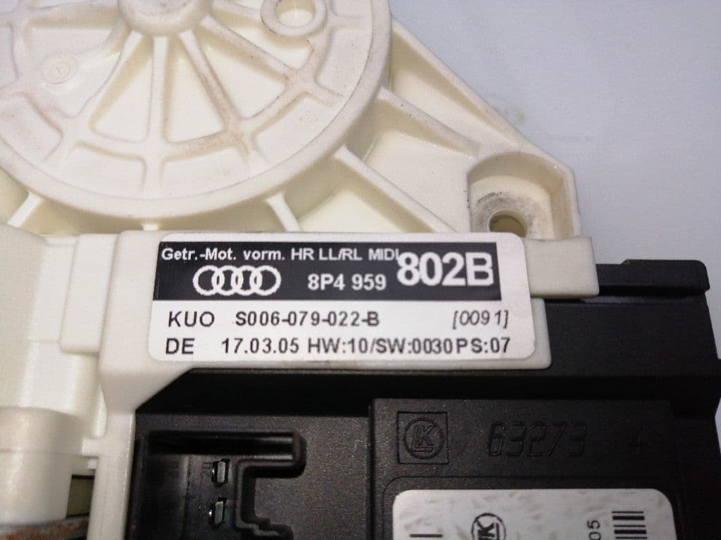 Motor elevalunas trasero derecho AUDI A3 (8P) 2