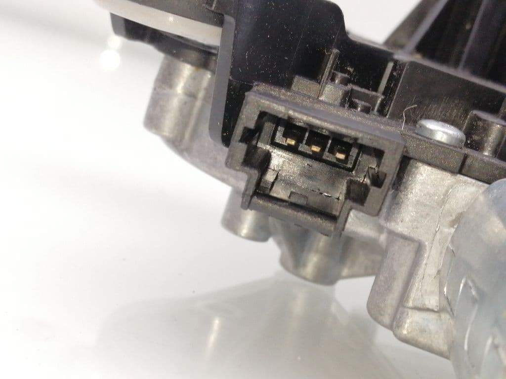 Motor limpia trasero RENAULT KADJAR 4