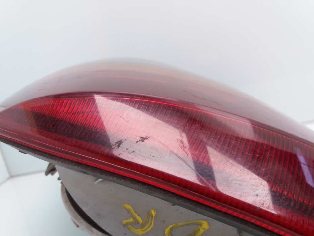 Piloto trasero derecho OPEL ASTRA F BERLINA 3