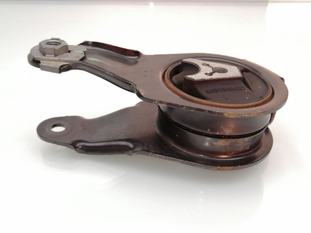 Soporte motor DS 5 2