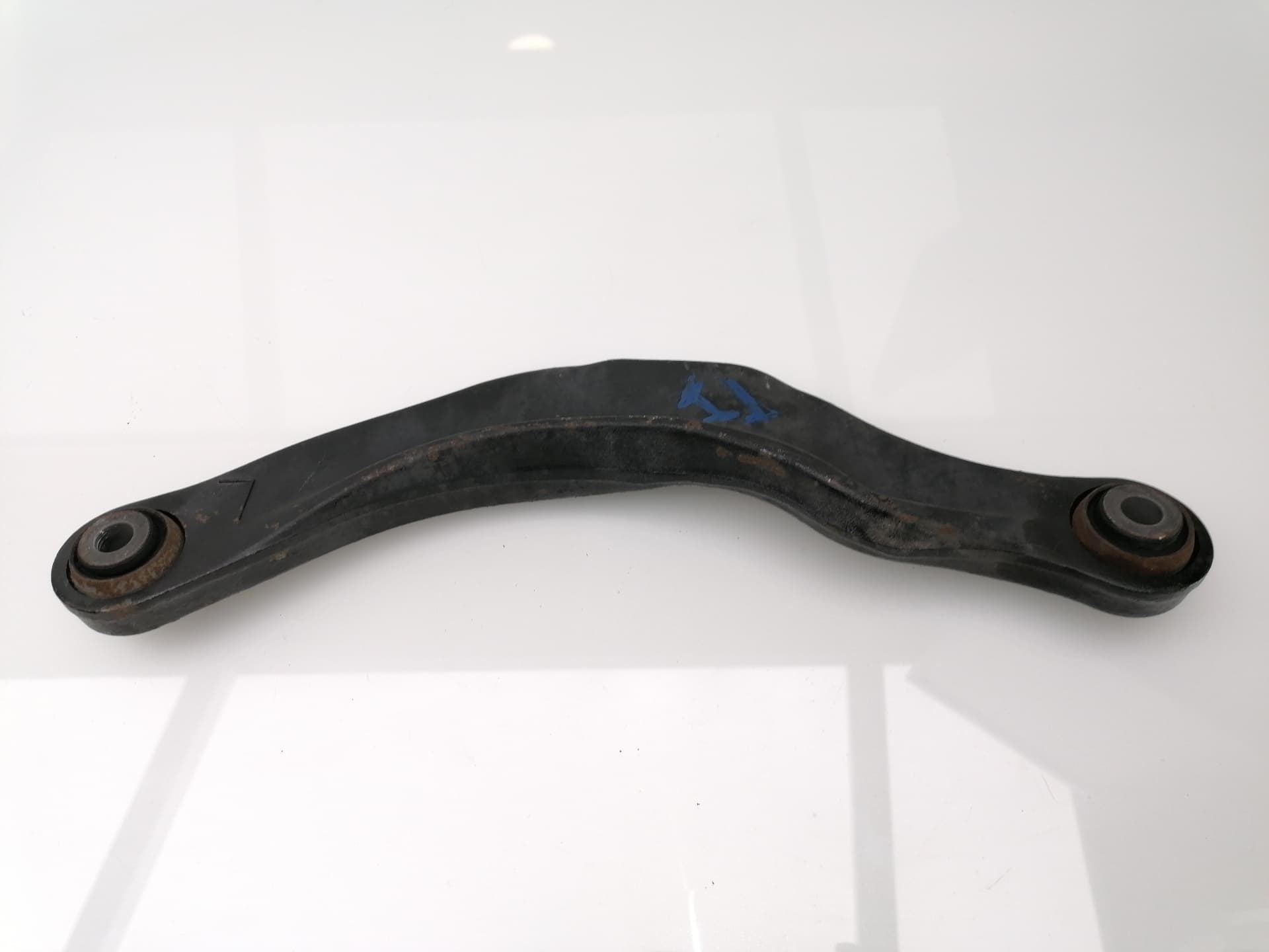 Brazo suspension superior trasero izquierdo VOLVO XC60 2