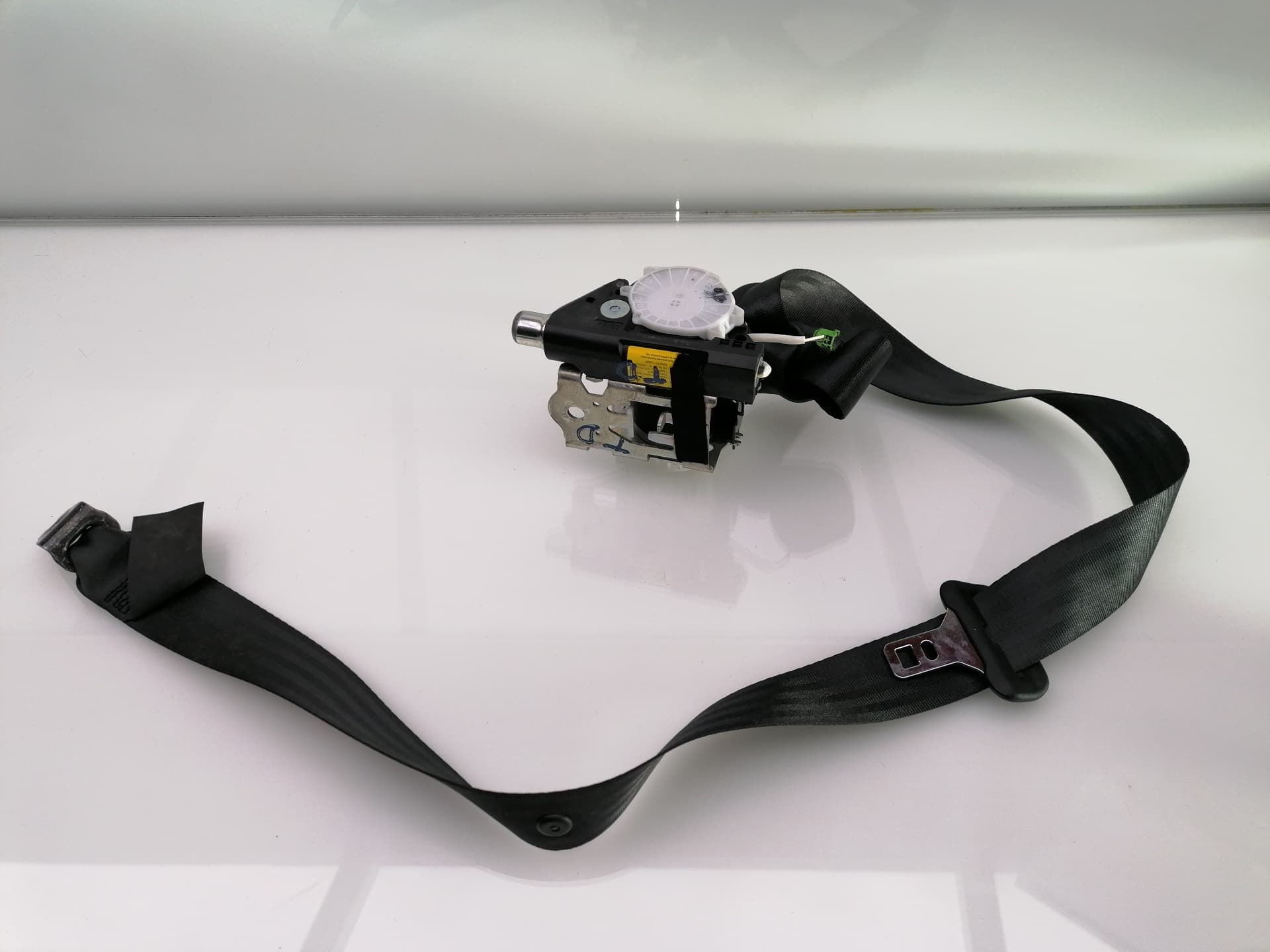 Cinturon seguridad trasero derecho VOLVO XC60 4