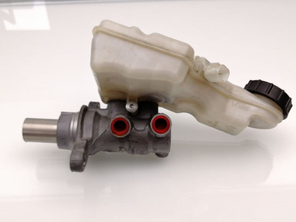 Bomba freno FORD FOCUS