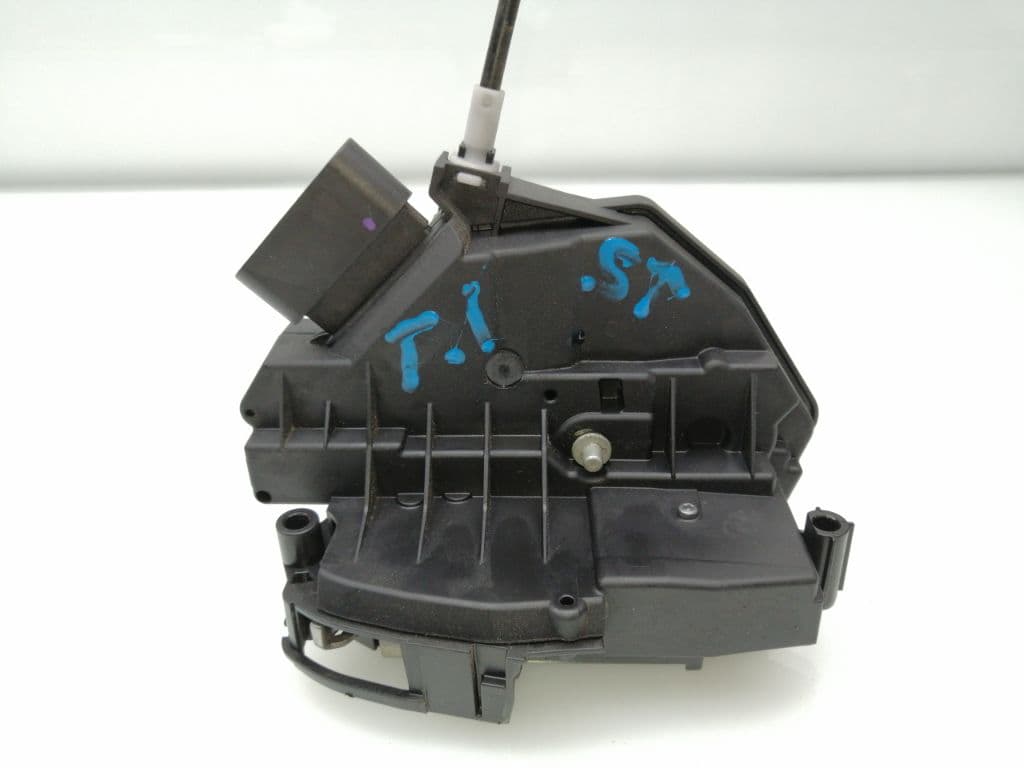 Cerradura puerta trasera izquierda FORD FOCUS 4