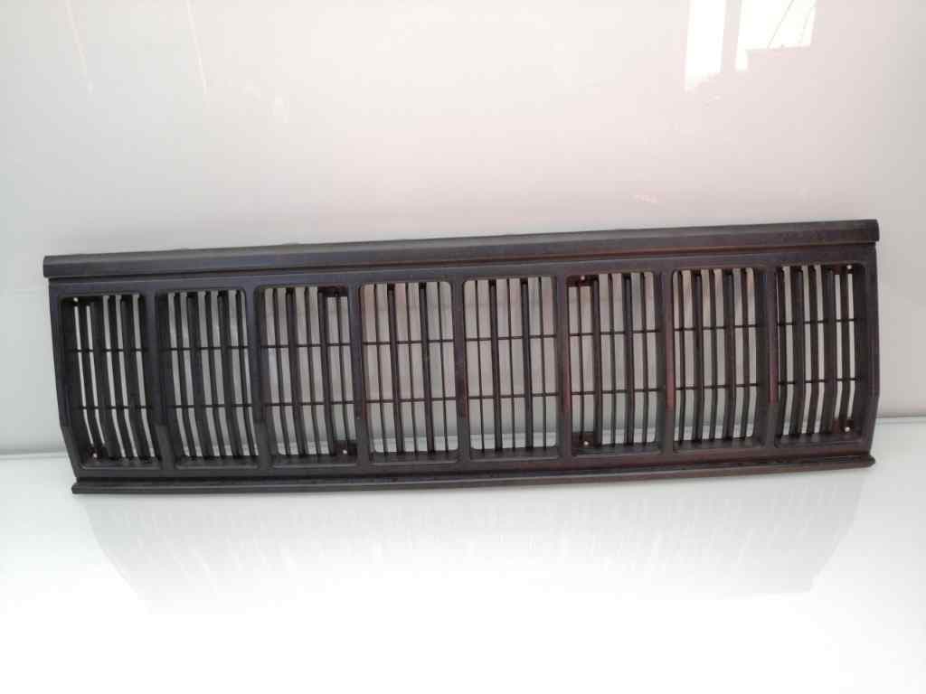 Rejilla delantera JEEP CHEROKEE