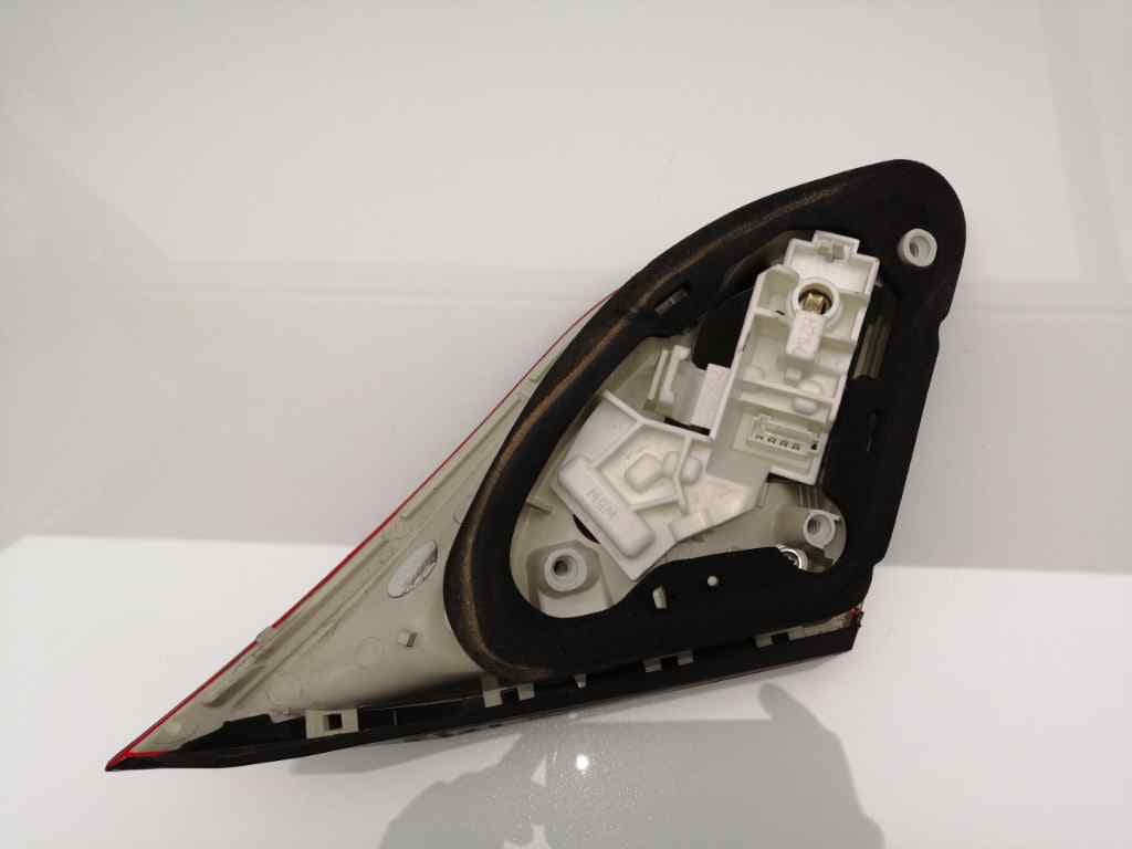 Piloto trasero derecho OPEL ASTRA J LIM 4