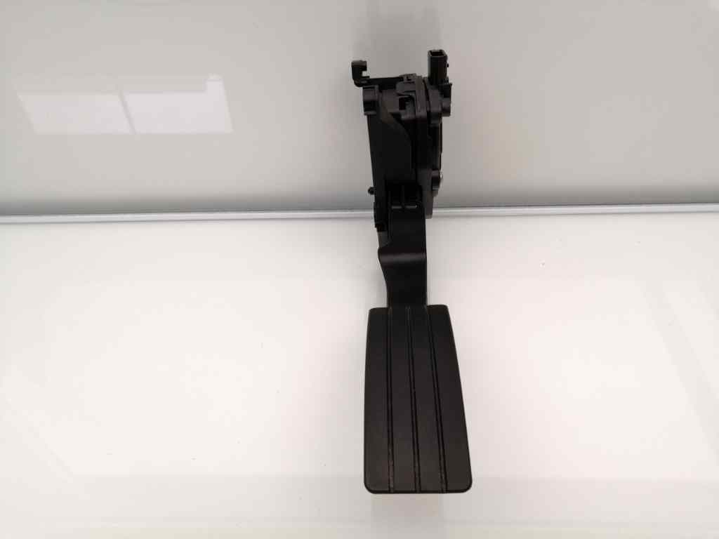 Pedal acelerador RENAULT CLIO IV