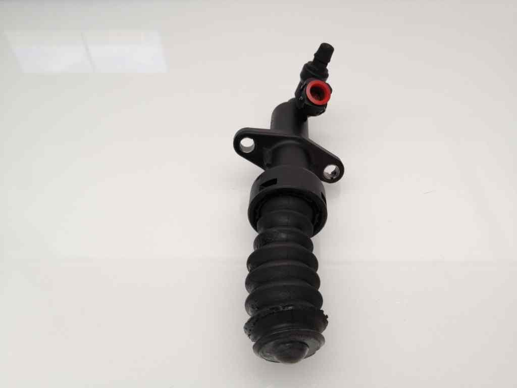Bombin embrague CITROEN C4 COUPE 3