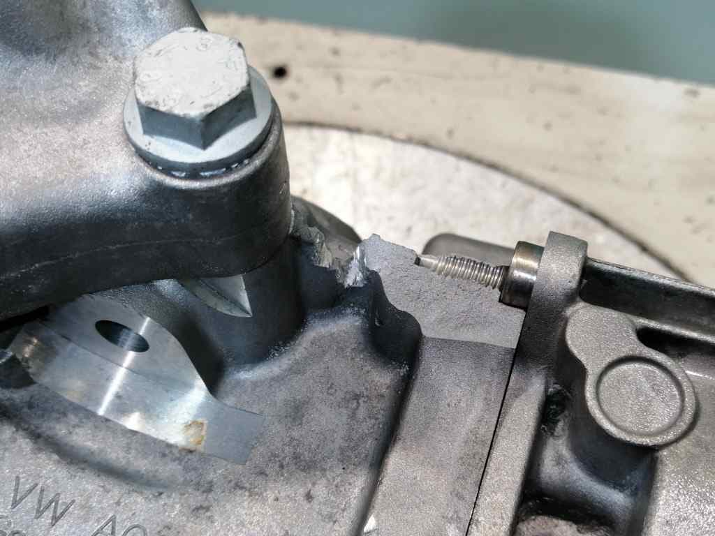 Caja cambios AUDI Q2 (GAB) 5