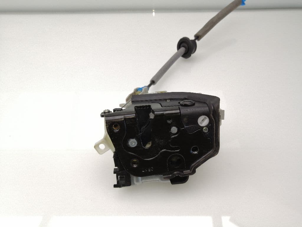 Cerradura puerta trasera derecha AUDI Q2 (GAB)