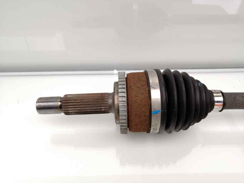 Transmision delantera izquierda KIA RIO 2