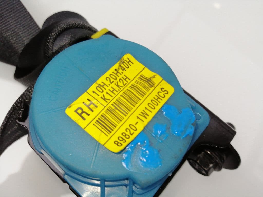 Cinturon seguridad trasero derecho KIA RIO 4