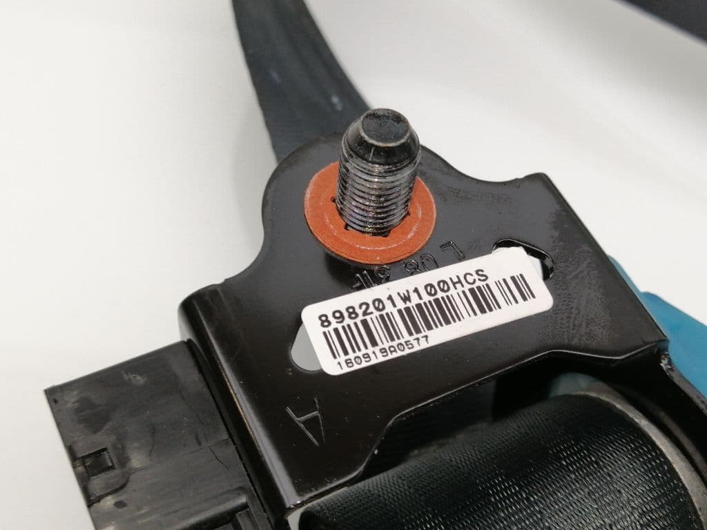 Cinturon seguridad trasero derecho KIA RIO 3
