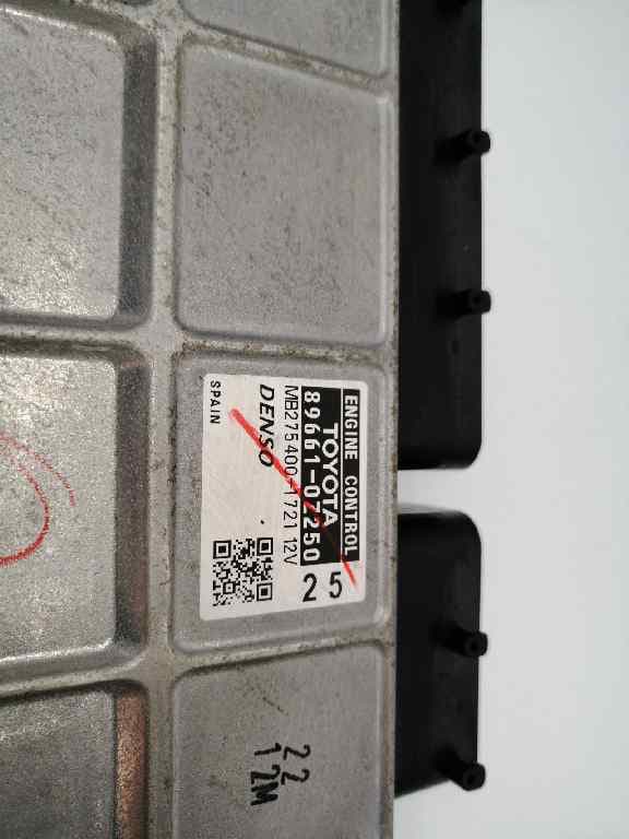 Centralita motor uce TOYOTA AURIS 3