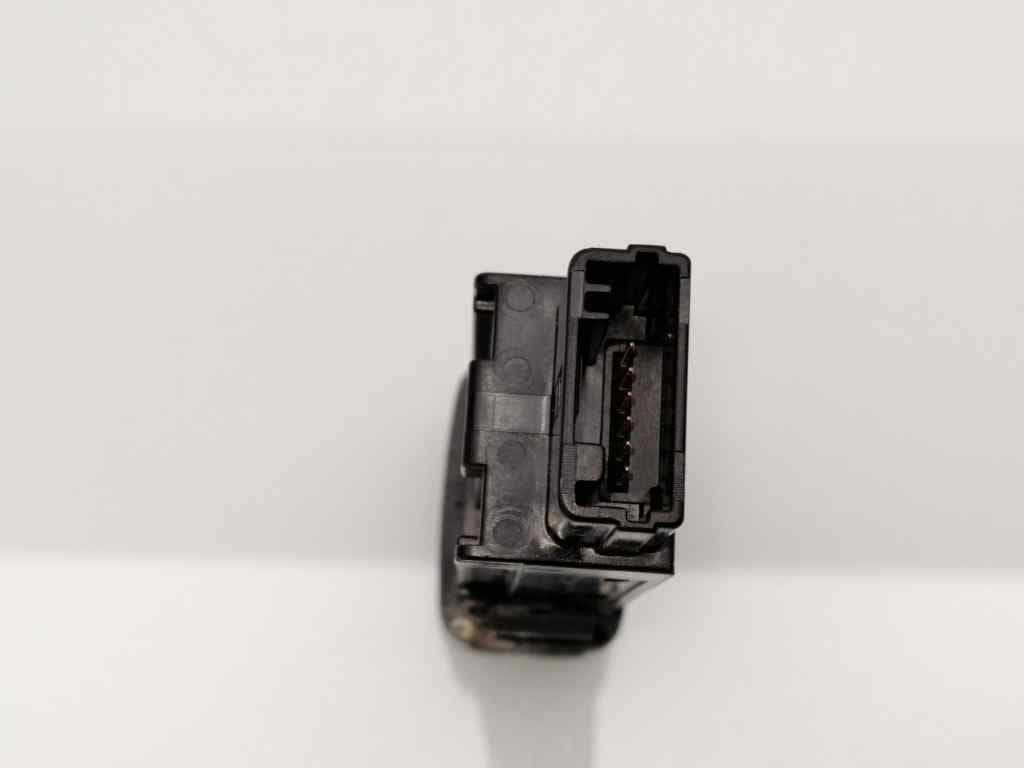 Interruptor TOYOTA AURIS 3