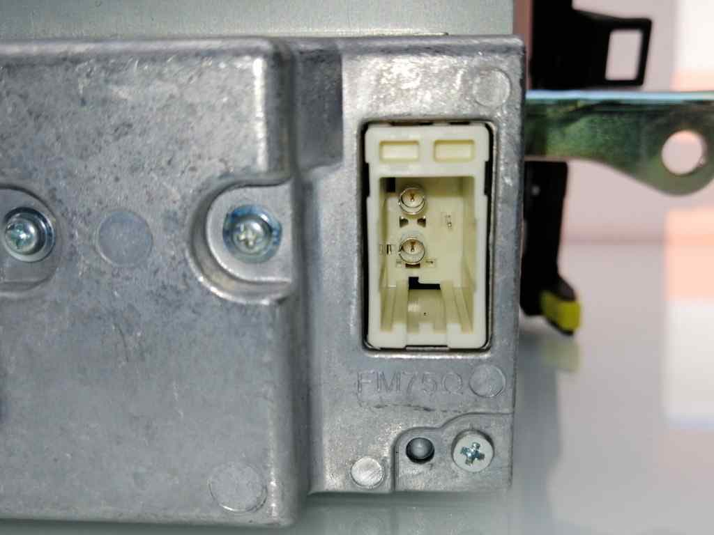 Sistema audio / radio cd TOYOTA AURIS 2