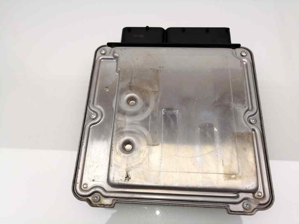 Centralita motor uce VOLKSWAGEN GOLF V BERLINA (1K1) 3