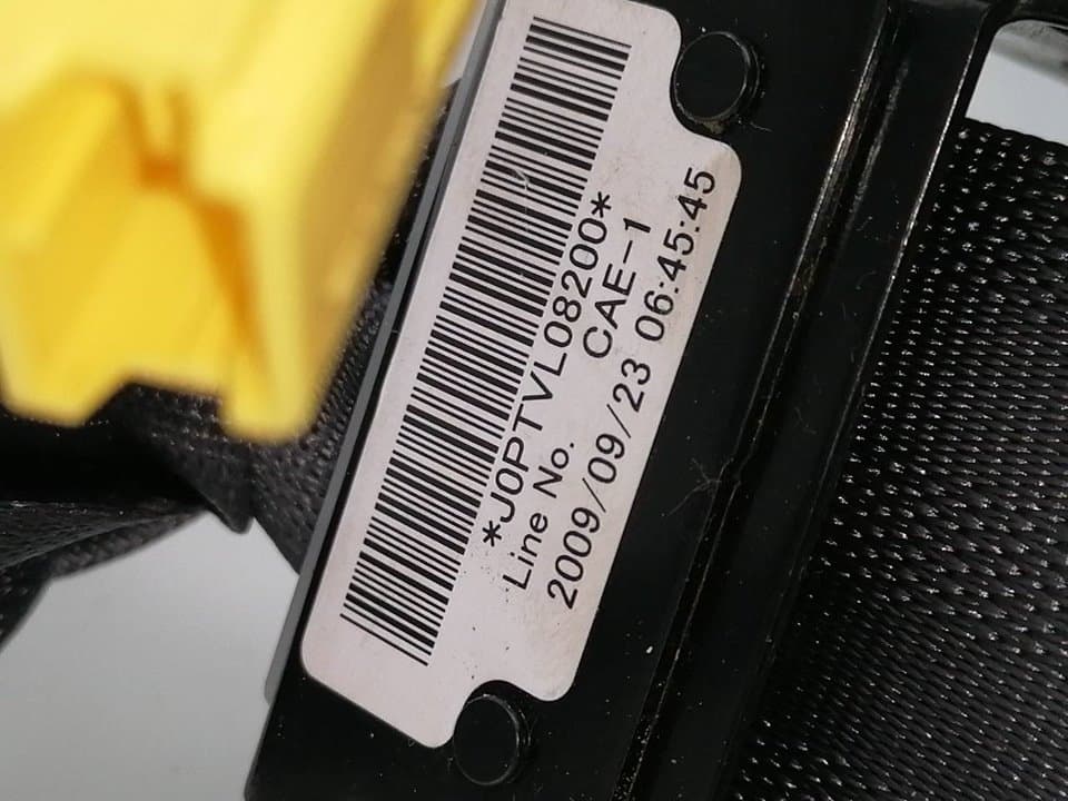 Cinturon seguridad delantero derecho HONDA ACCORD BERLINA (CU) 3