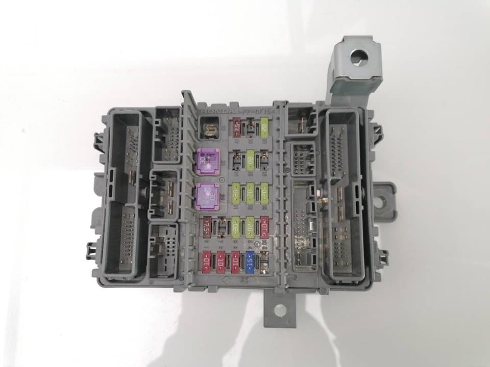Caja reles / fusibles HONDA ACCORD BERLINA (CU) 3