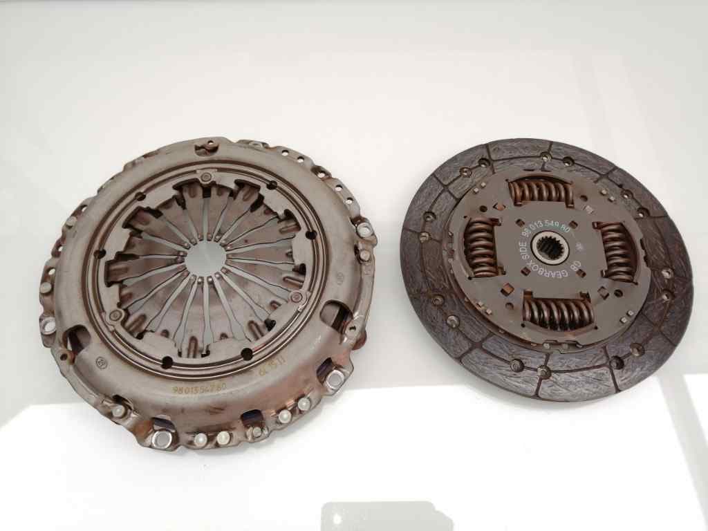 Kit embrague PEUGEOT 208