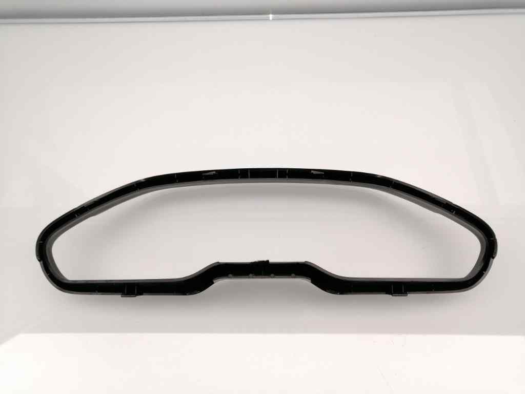 Plastico PEUGEOT 208 3