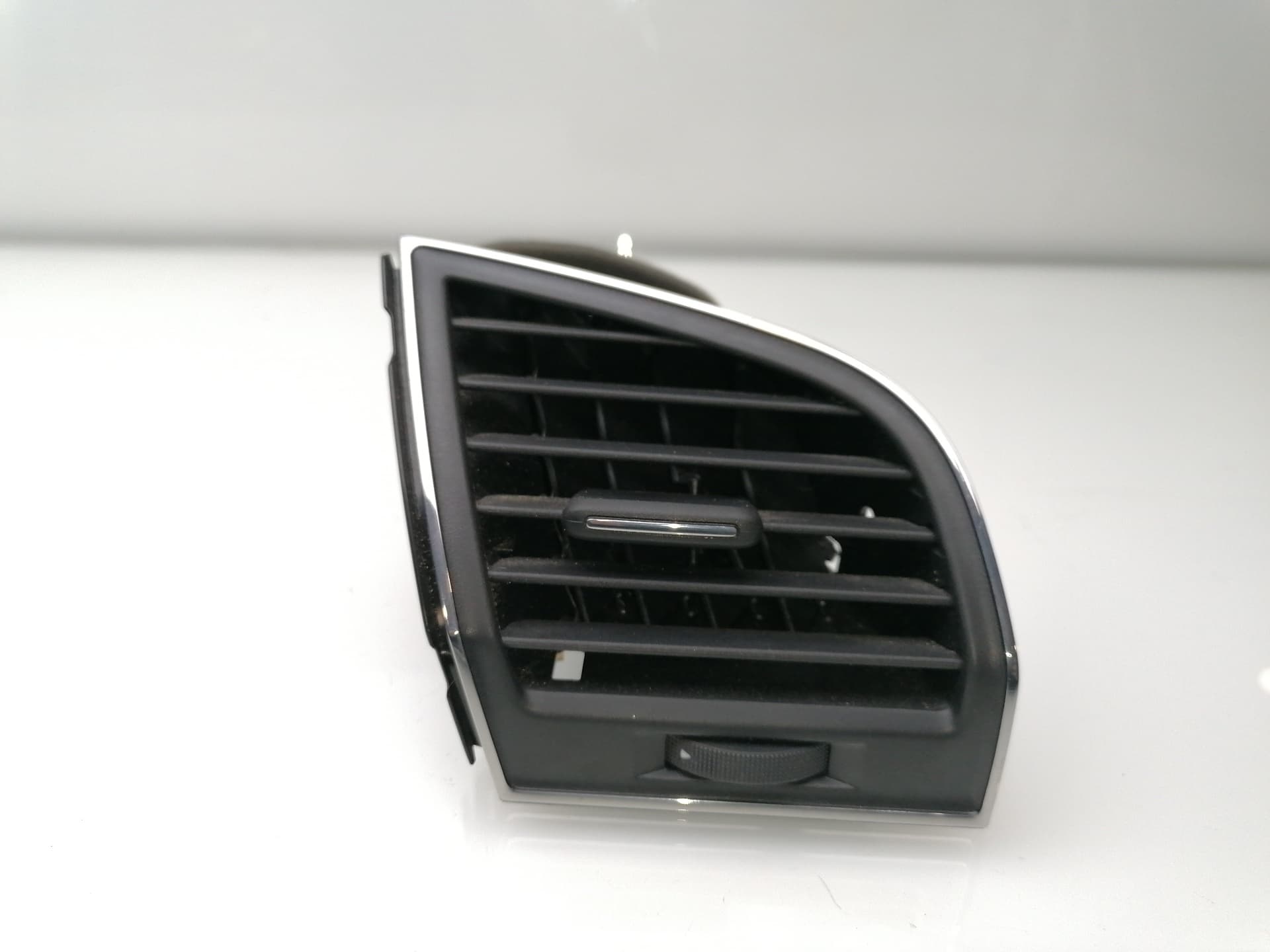 Plastico SKODA FABIA (6Y2/6Y3)