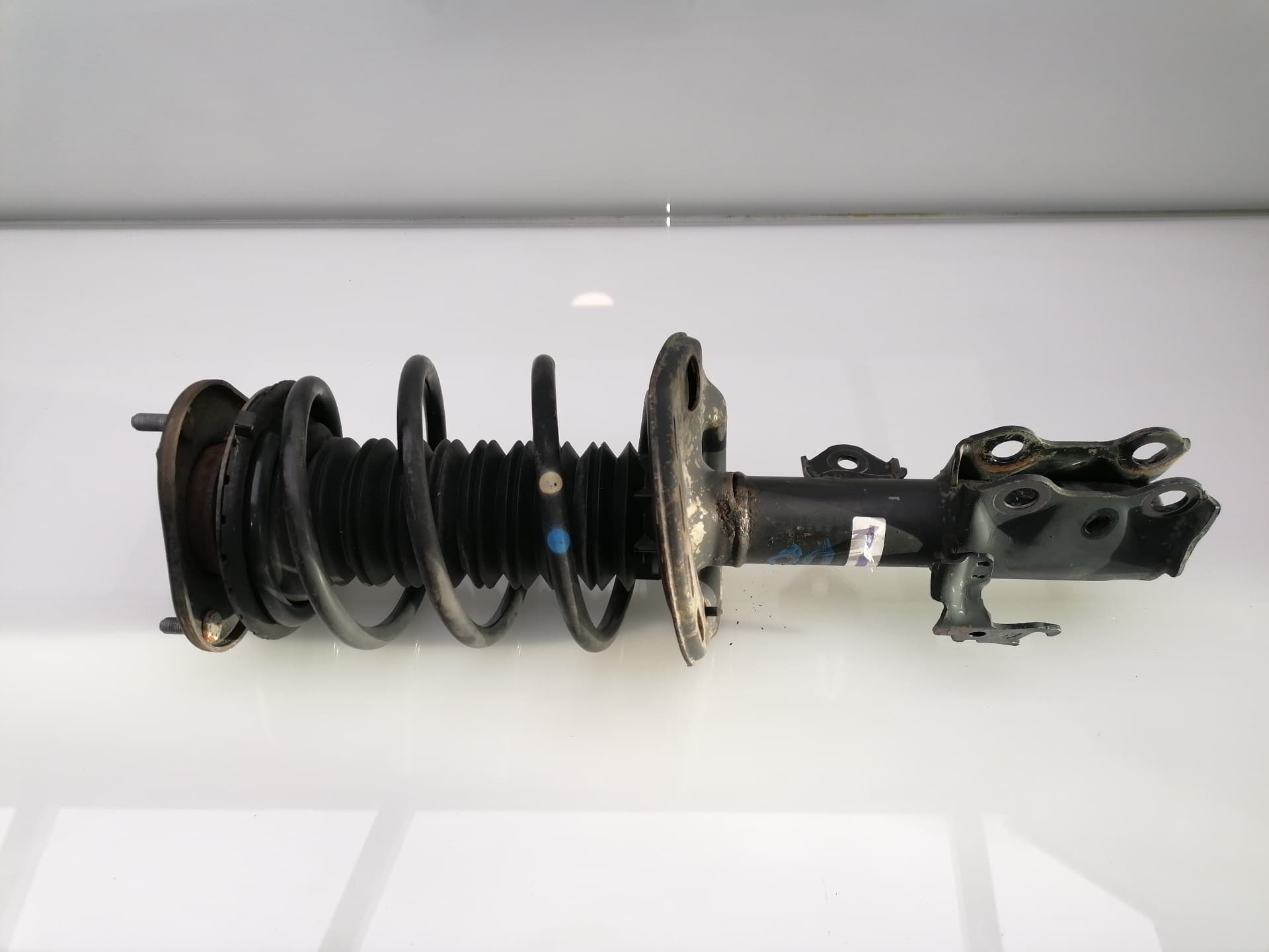 Amortiguador delantero derecho TOYOTA AURIS
