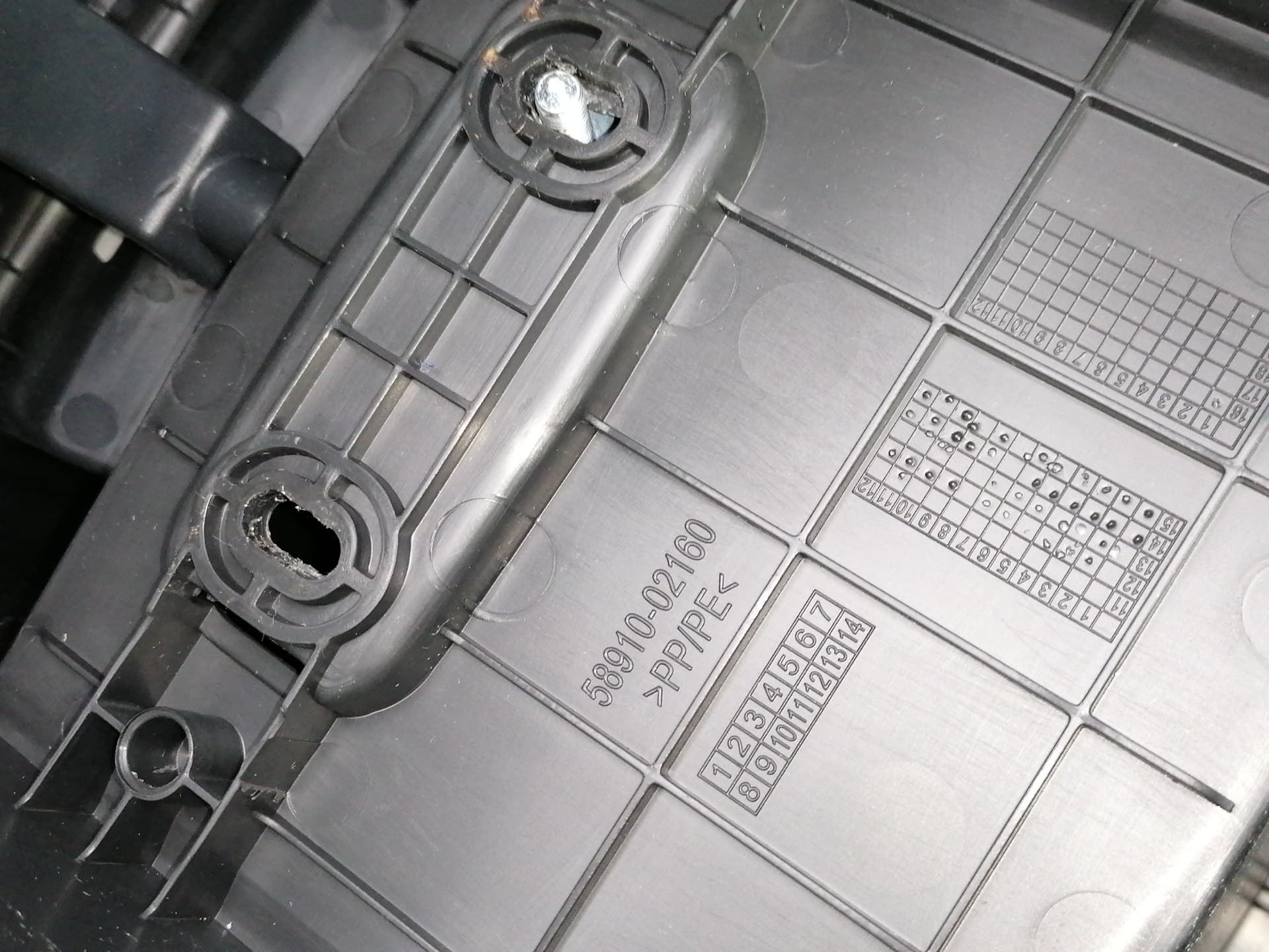 Consola central TOYOTA AURIS 4
