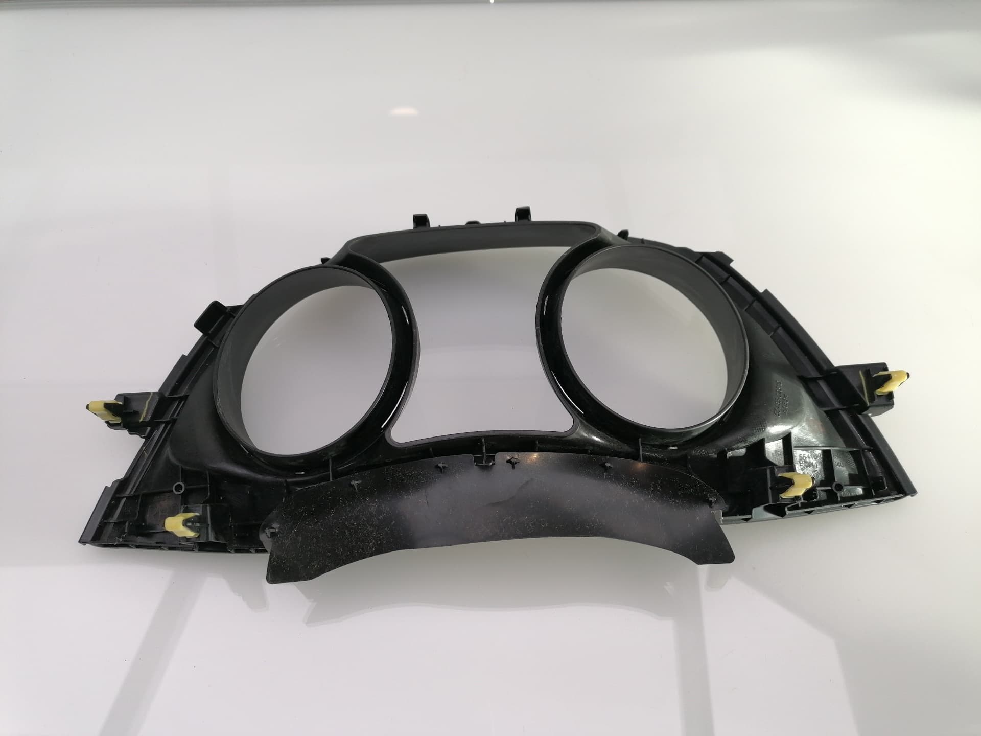 Plastico TOYOTA AURIS 3