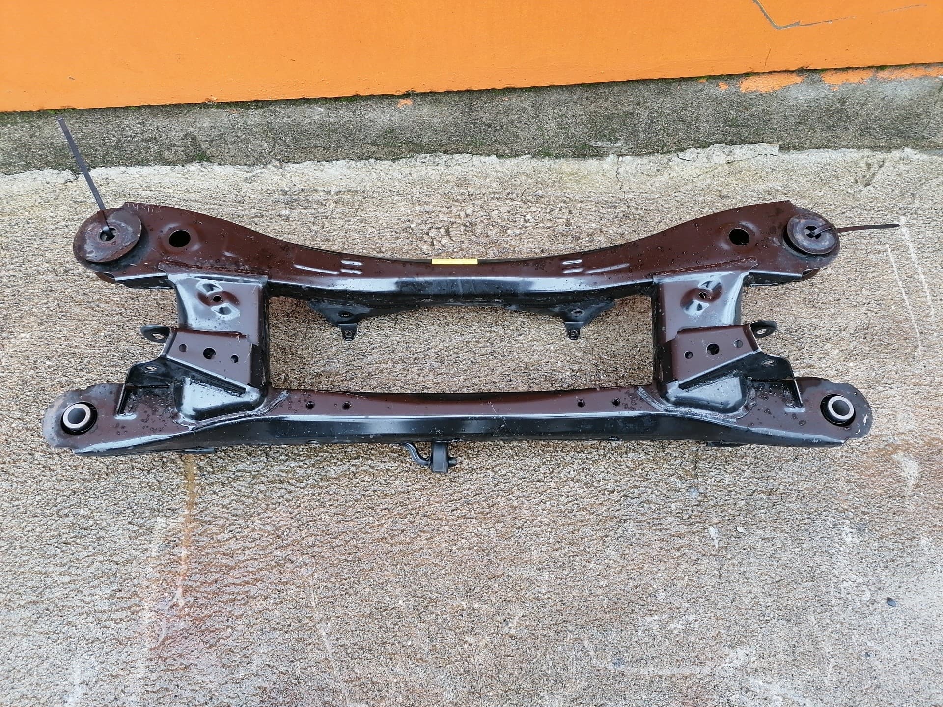 Puente trasero TOYOTA AURIS