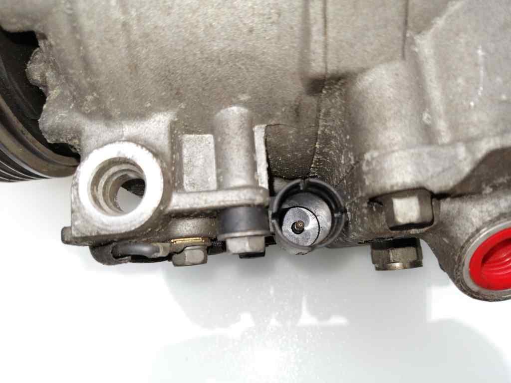 Recambio BMW SERIE 3 COUPE (E92) ref. 64526915388 3