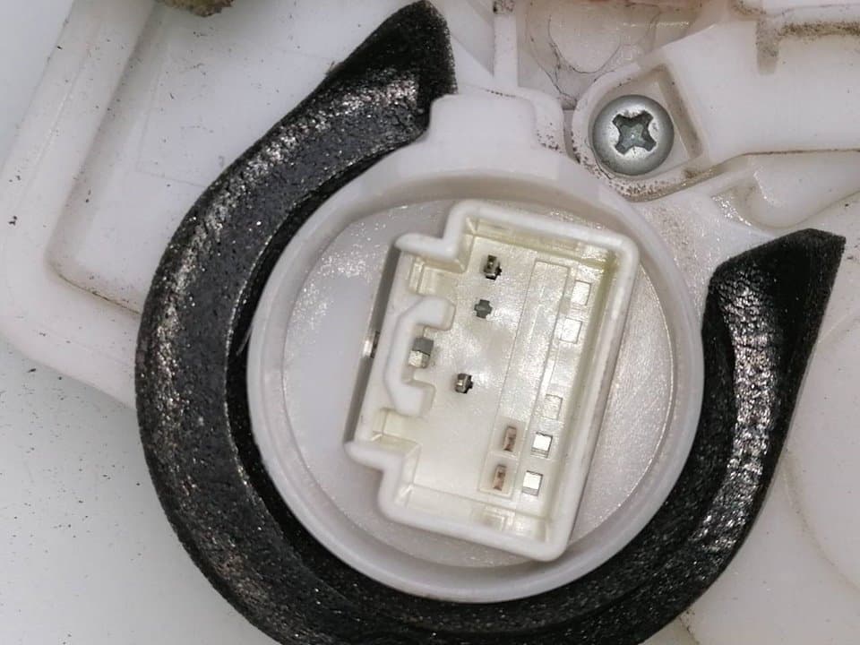 Cerradura puerta trasera izquierda MAZDA CX-5 3