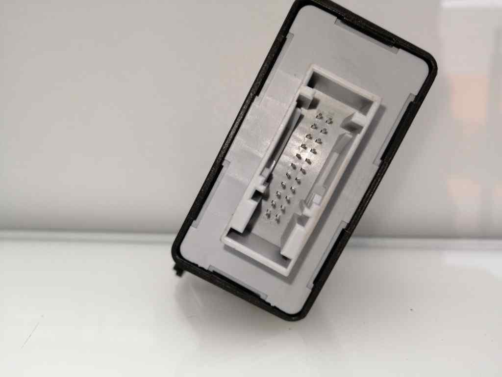 Centralita faros xenon AUDI Q3 (8UG) 2
