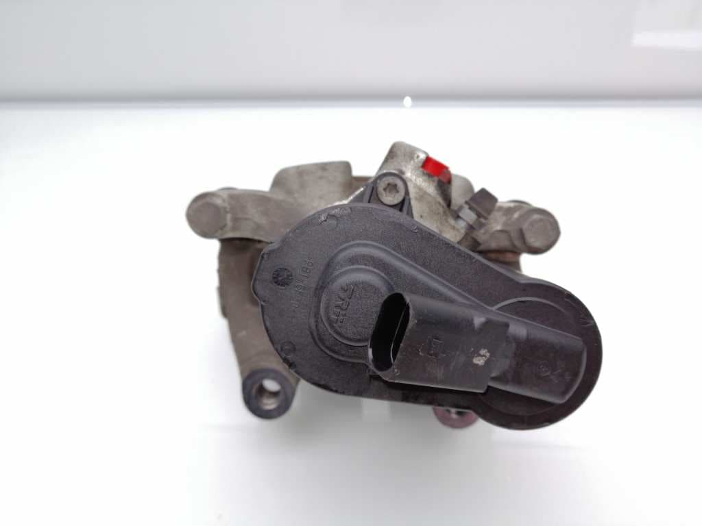 Recambio AUDI Q3 (8UG) ref. 32332267K 3