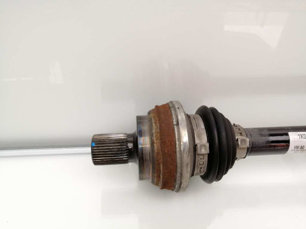 Recambio AUDI Q3 (8UG) ref. 1K0501204F 2