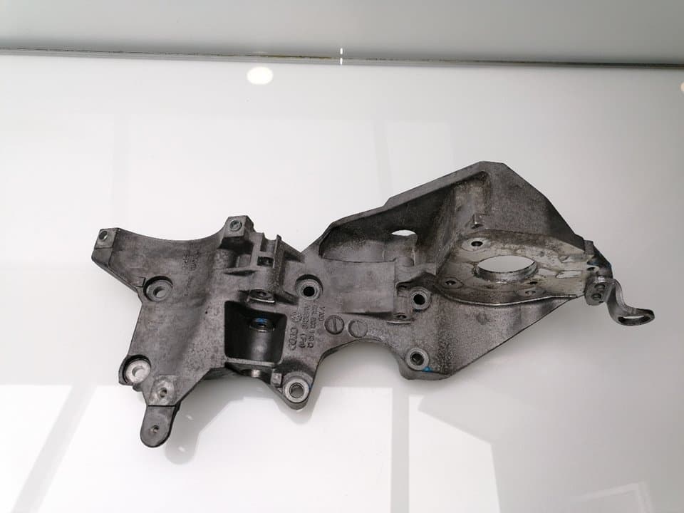 Soporte alternador AUDI Q3 (8UG)